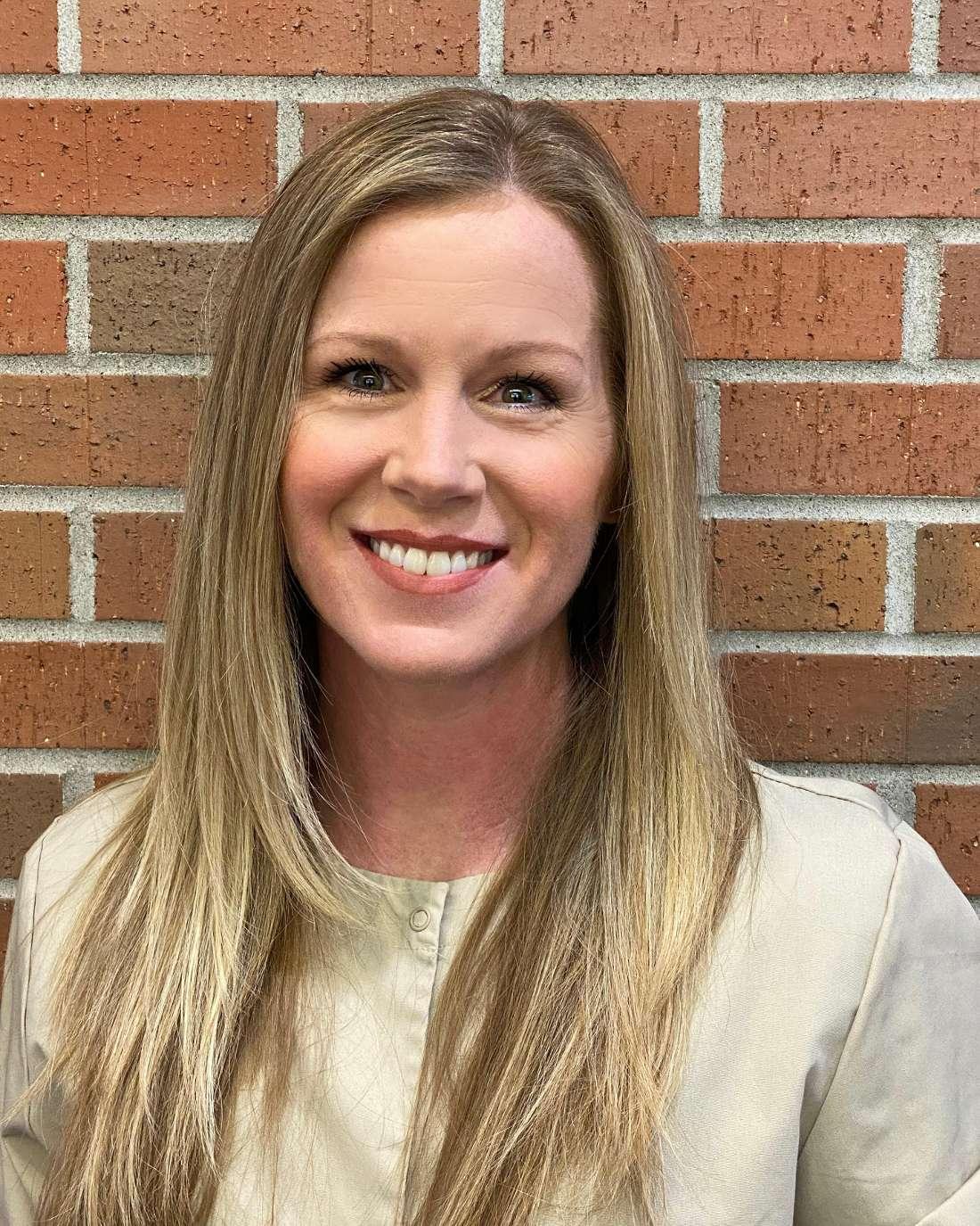 Dentist in Ankeny IA Liz